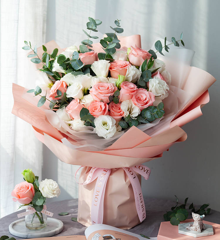 湘西女朋友妈妈过生日,送花应该怎么选?